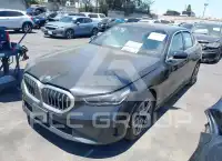 2025 BMW I5 фото