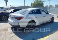 2025 BMW I4 фото