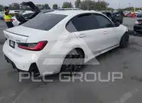 2025 BMW 330 фото