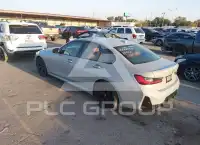 2025 BMW 330 photo