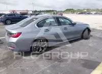 2025 BMW 330 photo