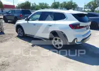 2025 BMW X1 photo
