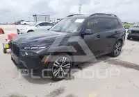 2025 BMW X7 photo
