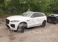 2025 Jaguar F-PACE фото