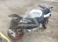2025 Suzuki GSX-R600 фото