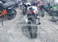 2025 Suzuki GSX-R600 фото