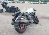 2025 Suzuki GSX-R600 фото