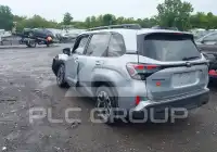 2025 Subaru Forester фото