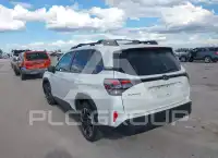 2025 Subaru Forester фото
