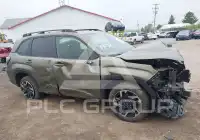 2025 Subaru Forester photo