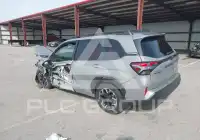 2025 Subaru Forester photo