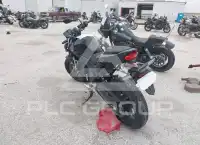2025 Honda CB750 фото