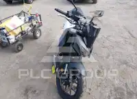 2025 Honda CB750 фото