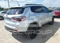 2025 Jeep COMPASS фото
