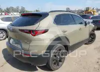 2025 Mazda CX-30 photo