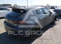 2025 Mazda 3 фото