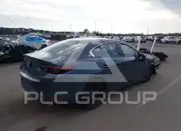2025 Mazda 3 фото