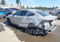 2025 Mazda 3 фото