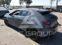 2025 Mazda 3 фото