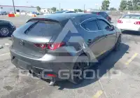 2025 Mazda 3 фото
