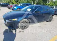 2025 Mazda 3 photo