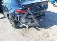 2025 Mazda 3 photo