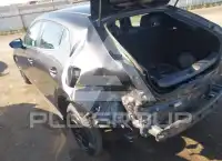 2025 Mazda 3 фото