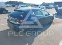 2025 Mazda 3 фото