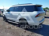2025 Lincoln NAVIGATOR photo