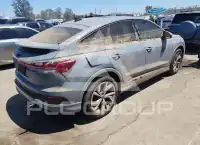 2025 Audi Q4 фото