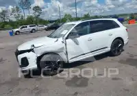 2025 Audi Q7 фото