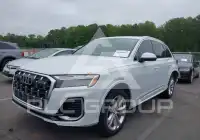 2025 Audi Q7 фото