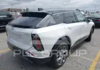 2025 Cadillac Optiq фото