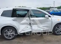2025 Cadillac XT6 фото