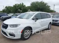 2025 Chrysler PACIFICA photo