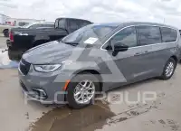 2025 Chrysler PACIFICA photo