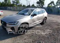 2025 Volvo XC60 фото