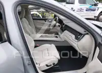 2025 Volvo XC60 фото
