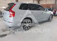 2025 Volvo XC90 фото