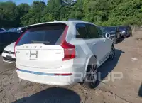2025 Volvo XC90 фото