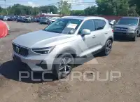 2025 Volvo XC40 photo