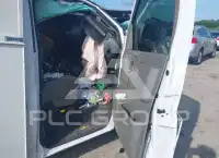 2025 GMC Savana фото