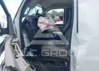 2025 GMC Savana фото