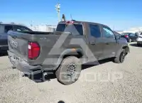 2025 GMC CANYON photo