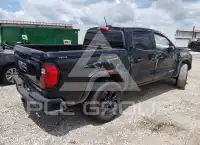 2025 GMC CANYON photo