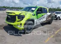 2025 GMC Sierra photo