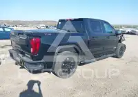 2025 GMC Sierra photo