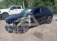 2025 Porsche MACAN photo