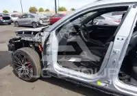 2025 Porsche MACAN photo