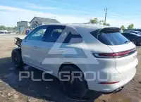 2025 Porsche Cayenne photo